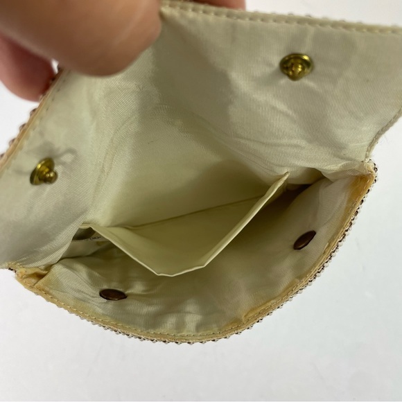 Vintage 1930s Whiting Davis White Mesh Clutch Purse Vintage Envelope Style Purse - Picture 13 of 17